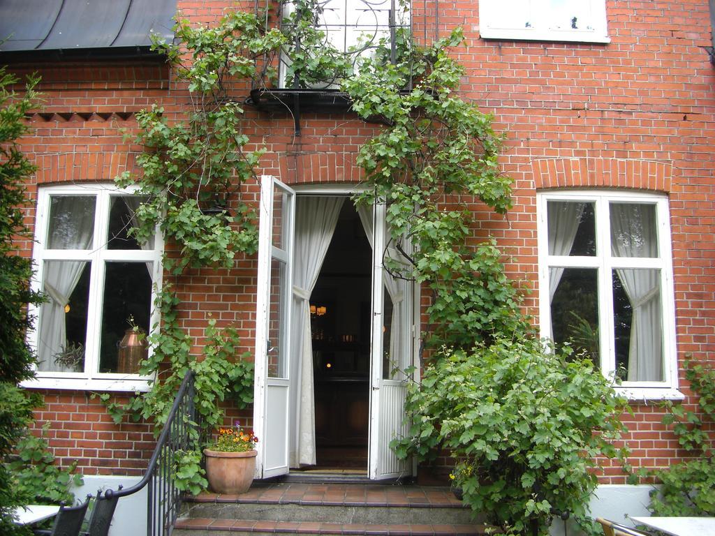 Kastanjelund Hotel Yngsjö Kültér fotó